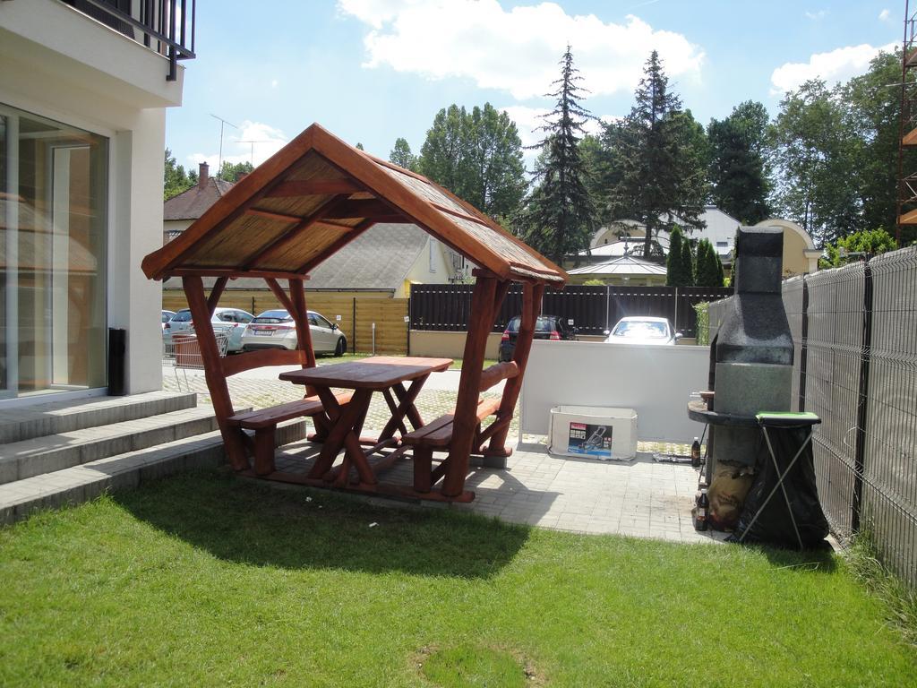 Bamboo Wellness Apartment Siófok Zimmer foto